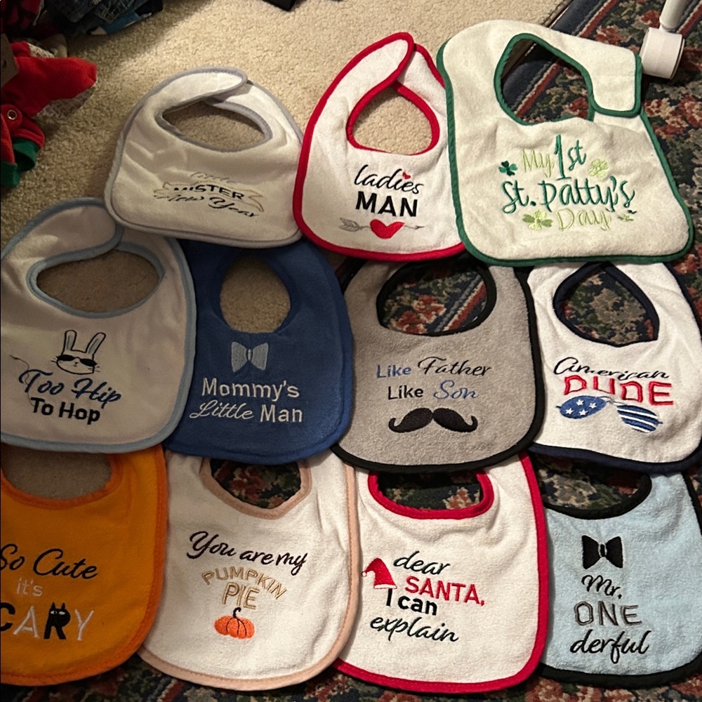 Baby Bib Set - Assorted Colors (Red, Blue, Green, Gray, White, Yellow)